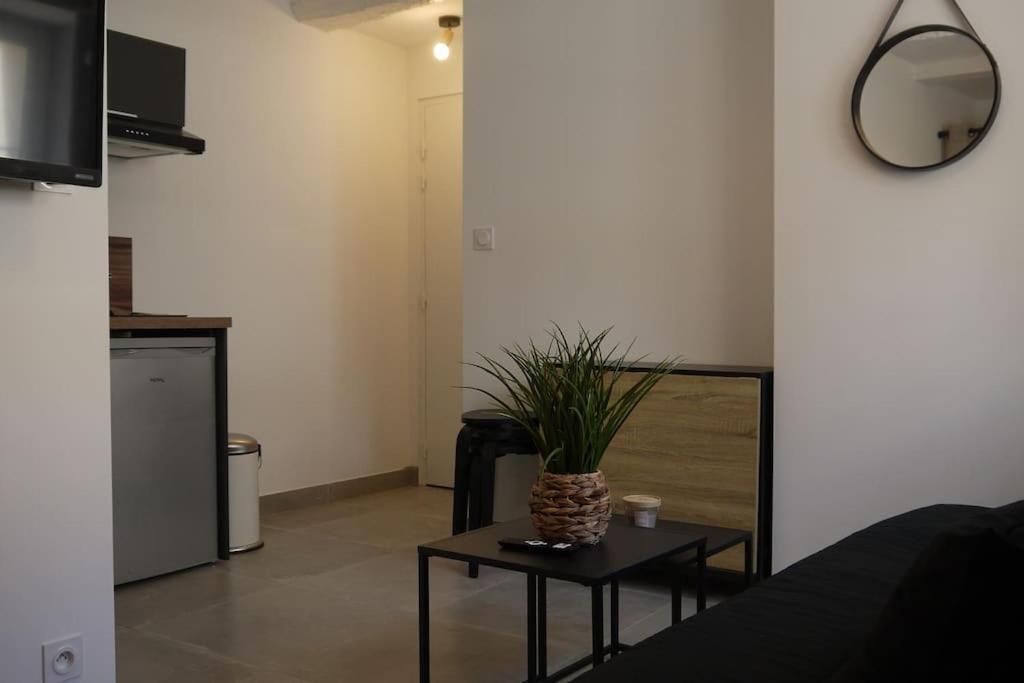 Petit Cocon Douillet Climatise Pour 2 Pers La Crau Exterior foto