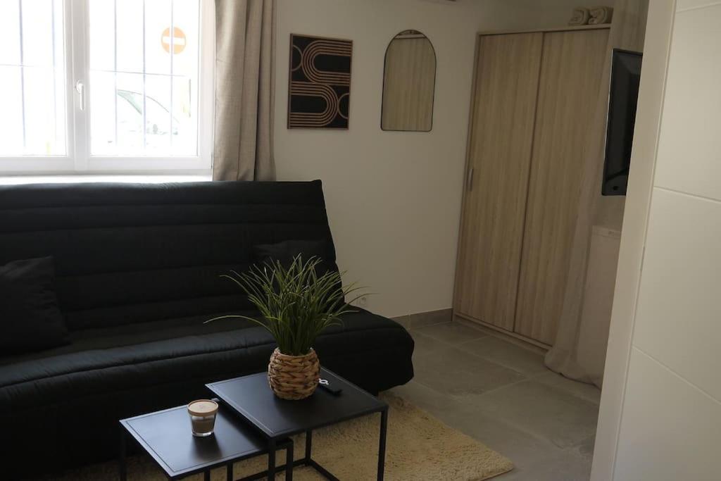 Petit Cocon Douillet Climatise Pour 2 Pers La Crau Exterior foto