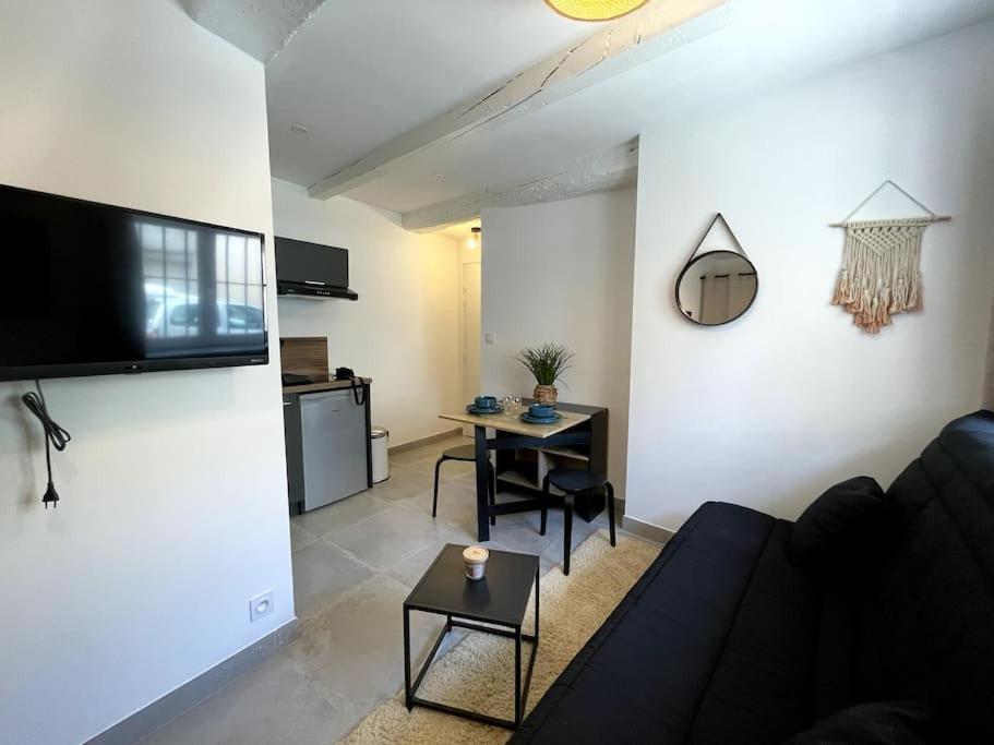 Petit Cocon Douillet Climatise Pour 2 Pers La Crau Exterior foto